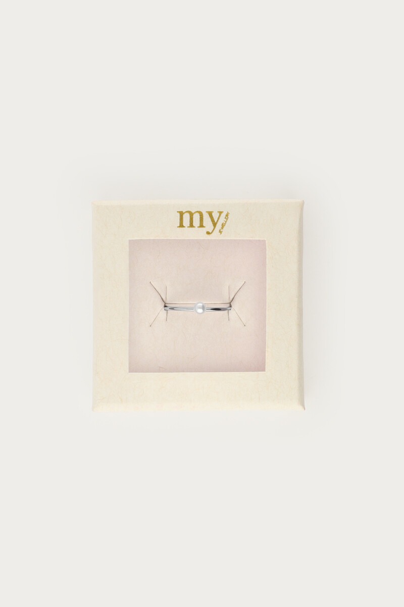 Minimalist ring with faux pearl | My Jewellery