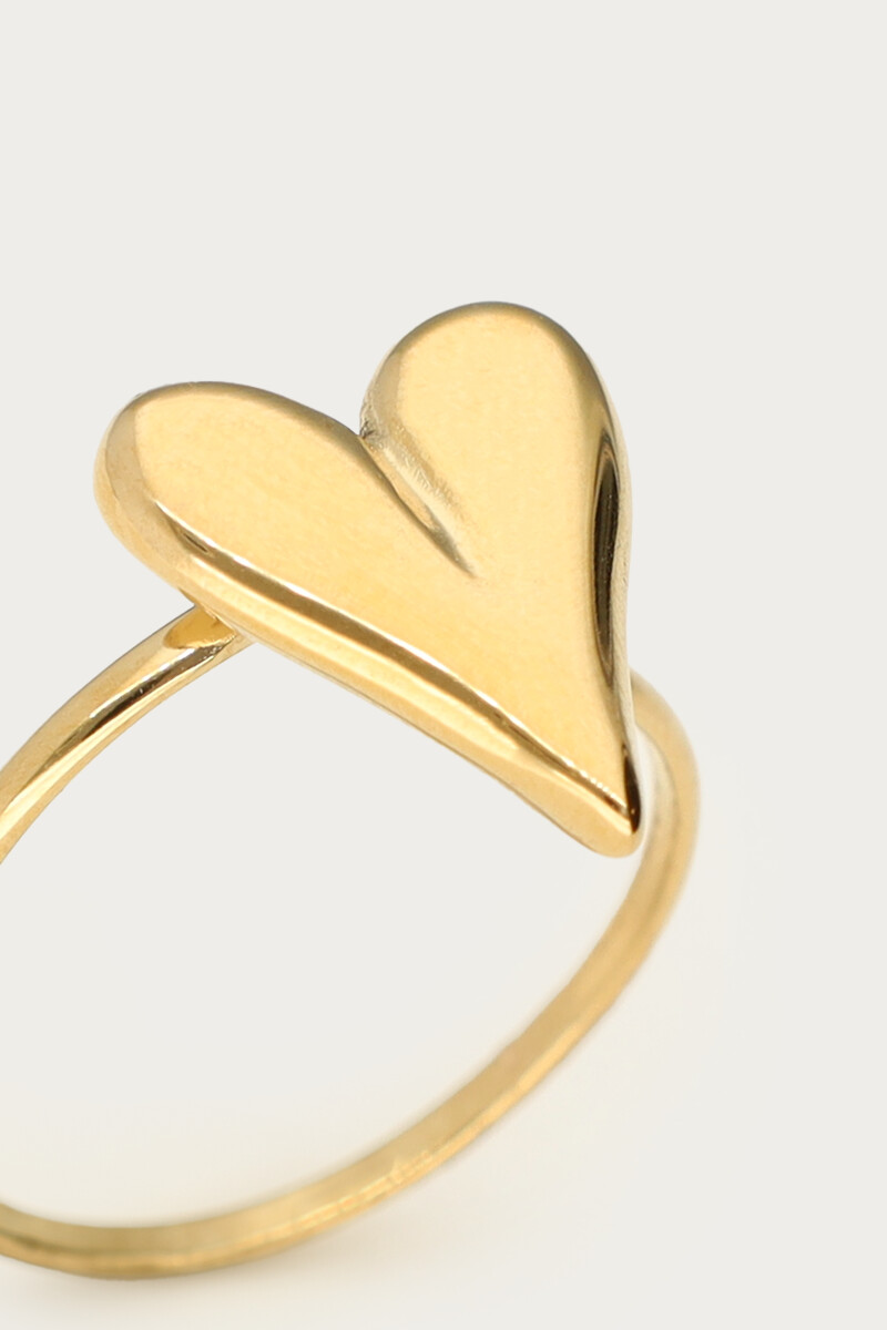 Minimalist ring with statement heart | My Jewellery