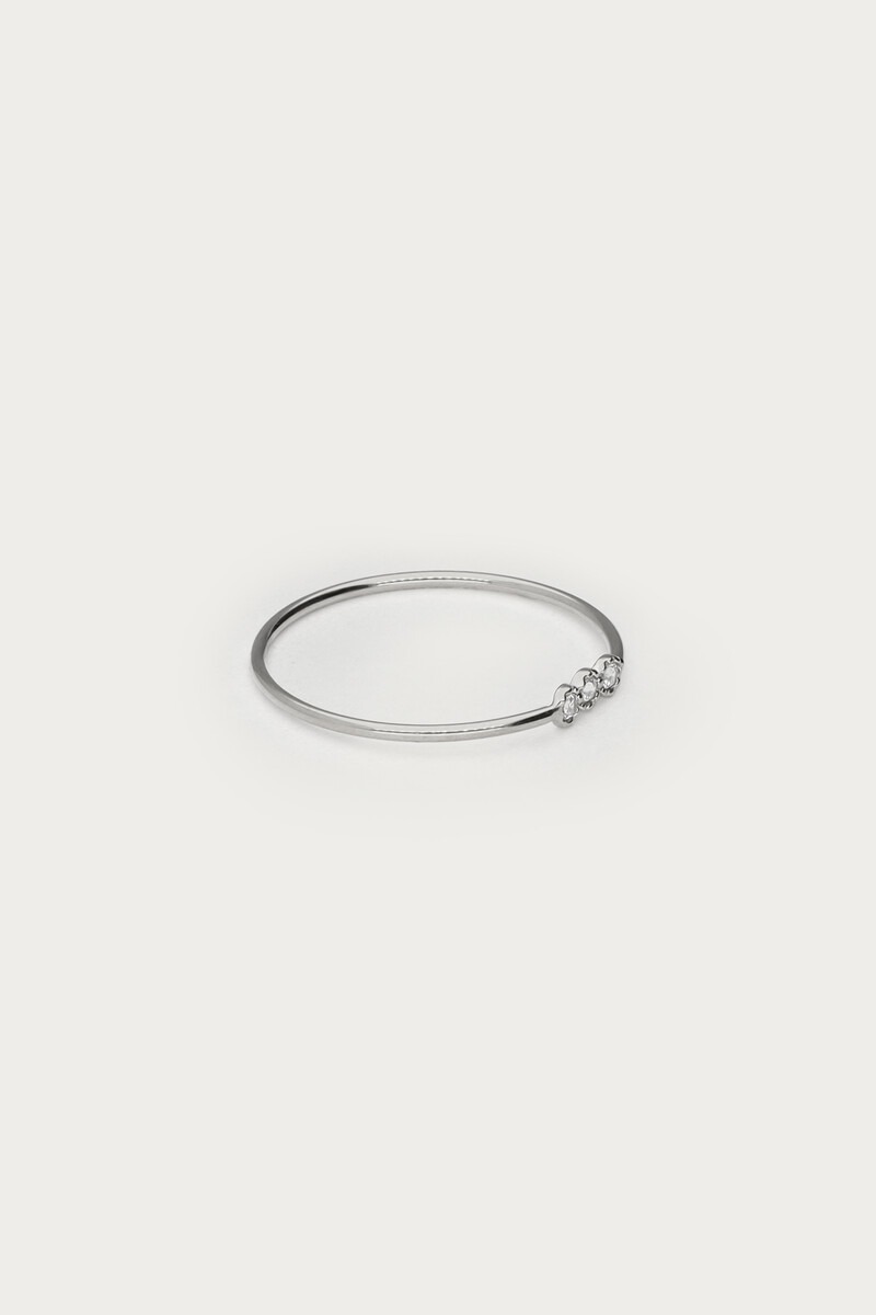 Minimalist ring with three rhinestones | My Jewellery