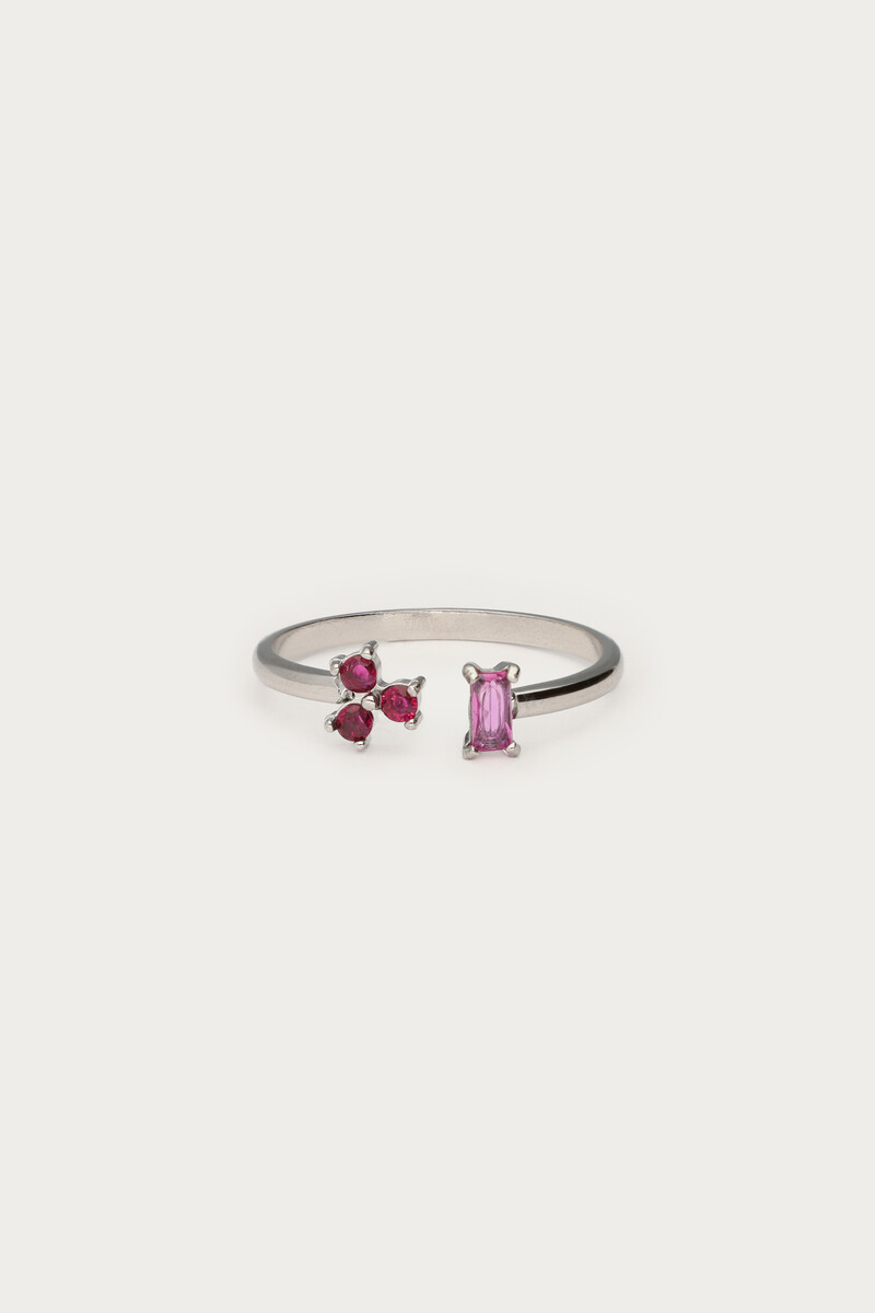 Minimalistische ring met roze strass