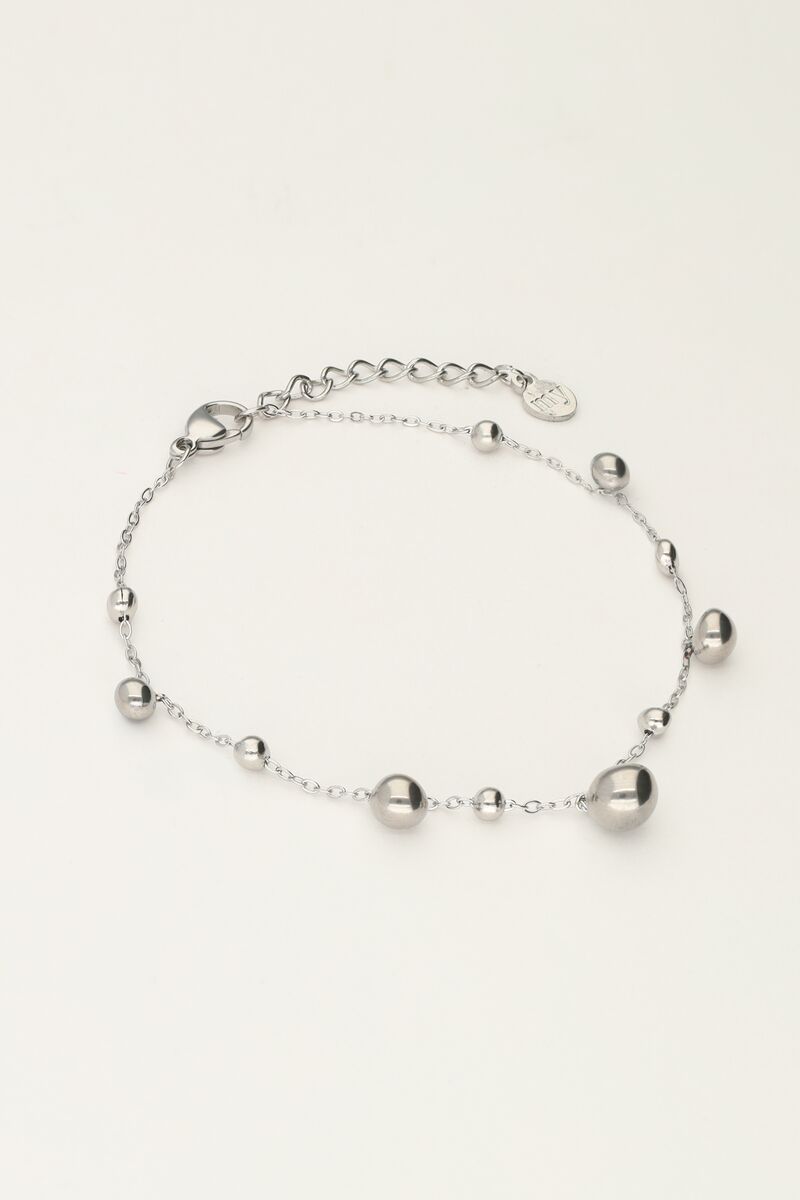 Armband met bolletjes bedels 