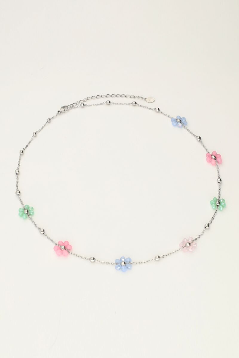 Halskette mit Tupfen und pastellfarbenen Blumen