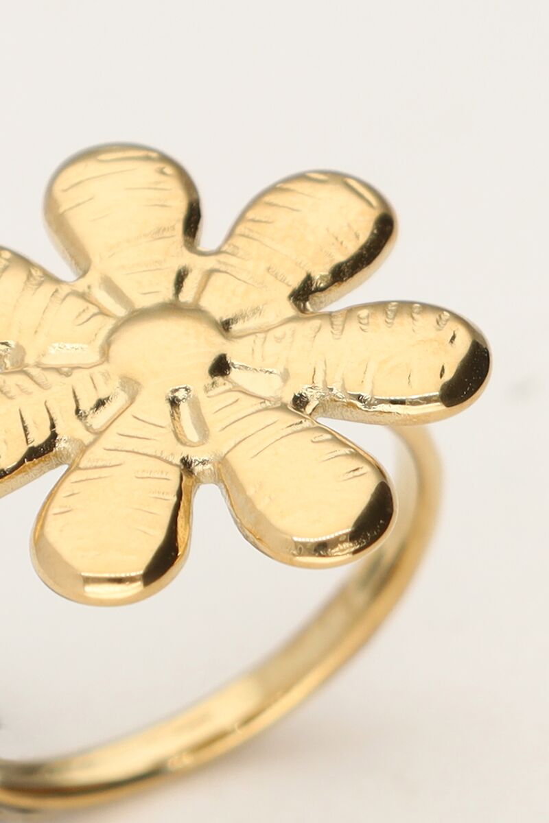 Statement ring with flower | My Jewellery