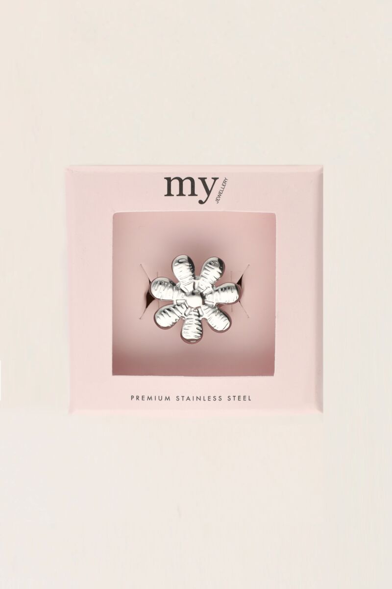 Statement ring with flower | My Jewellery