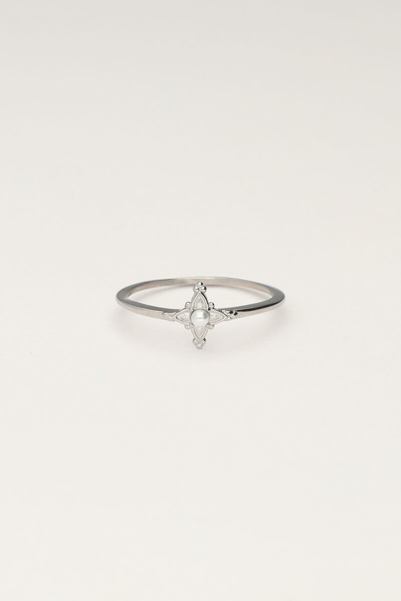 Minimalist ring with pearl | My Jewellery