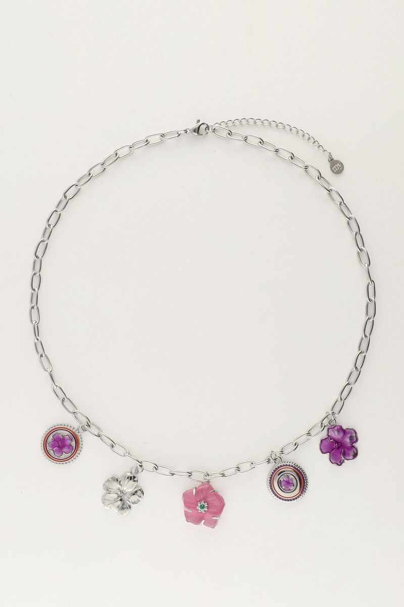 Island necklace with 5 charm flowers | My Jewellery