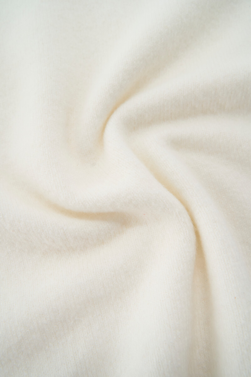 White knit raglan sweater with short sleeves | My Jewellery