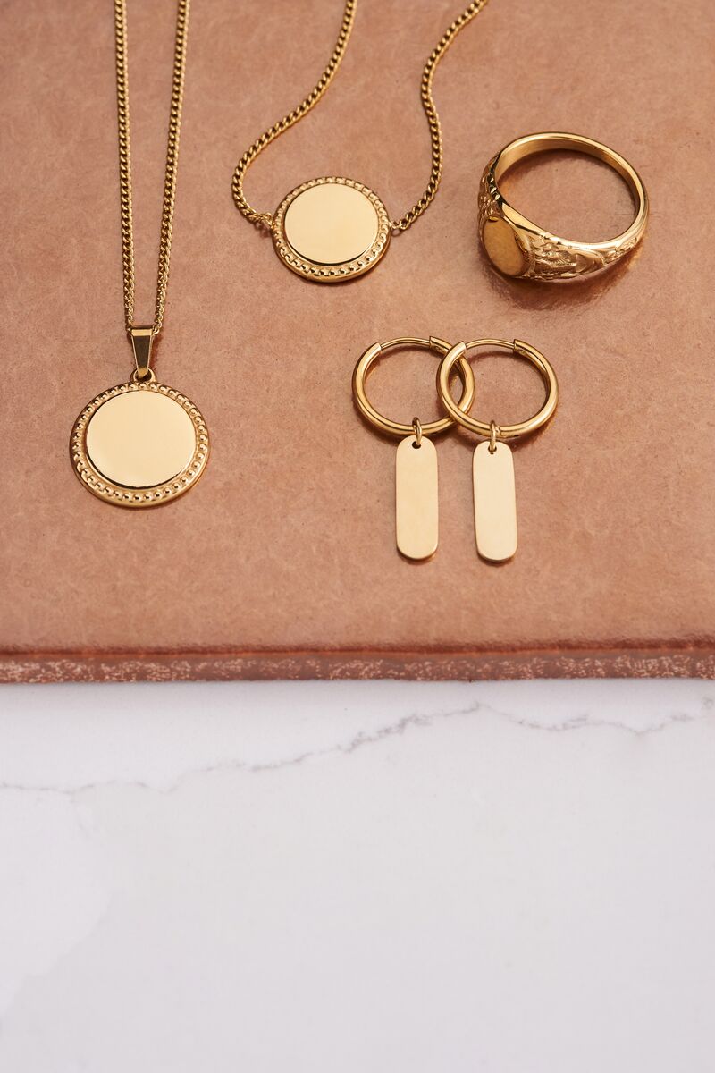 Atelier oorringen met bedel | My Jewellery