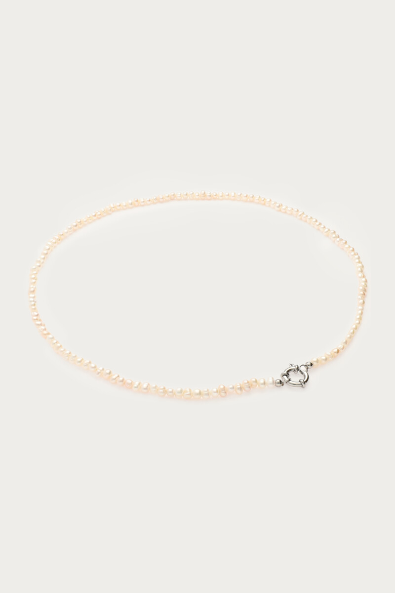 Necklace with clasp and freshwater pearls medium | My Jewellery