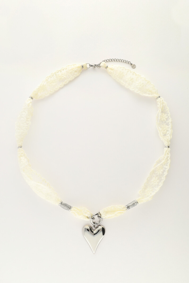 Necklace with lace and heart | My Jewellery