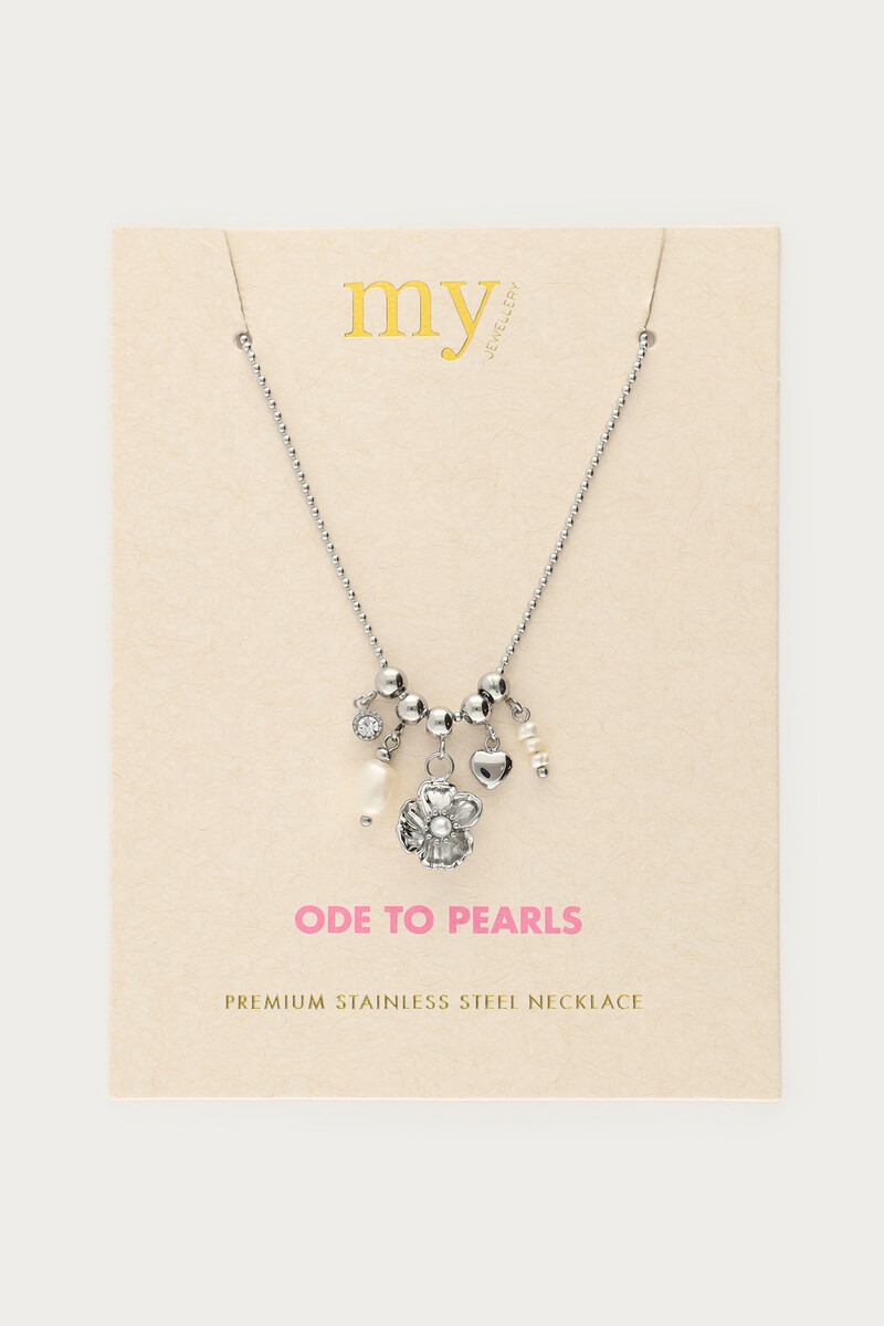Necklace with ranunculus flower and freshwater pearls | My Jewellery