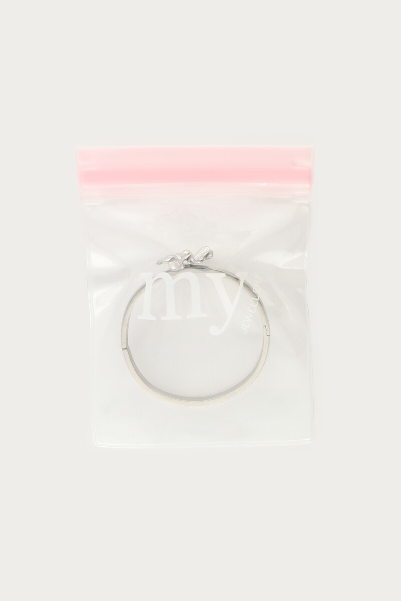 Nomads bangle with flower | My Jewellery