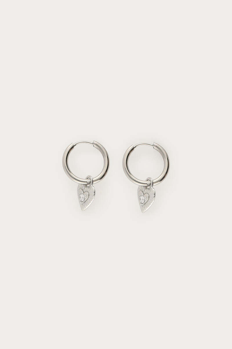 Nomads minimalist earrings with heart | My Jewellery