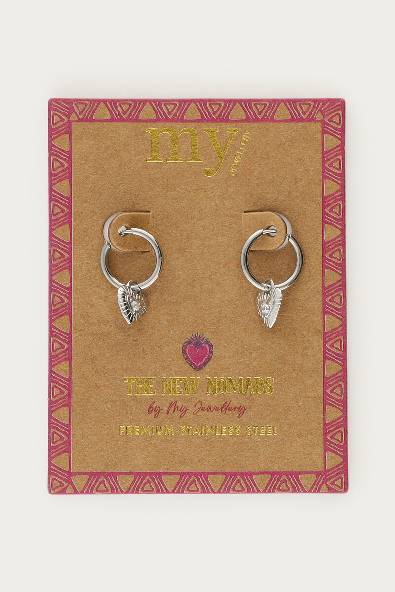 Nomads minimalist earrings with heart | My Jewellery