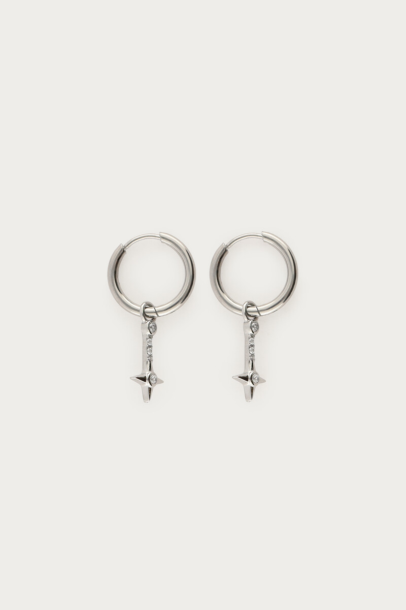 Nomads minimalistische oorringen met ster en strass