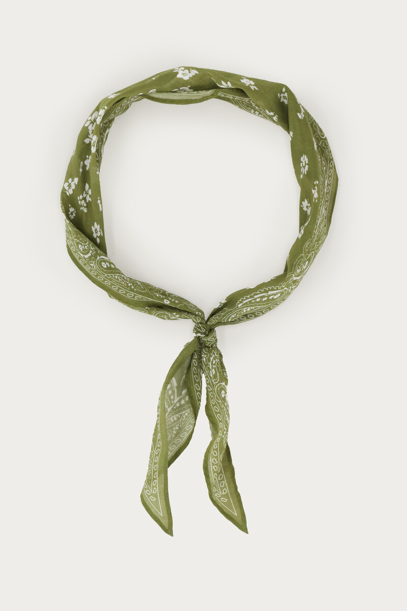 Olive green scarf with bandana print | My Jewellery