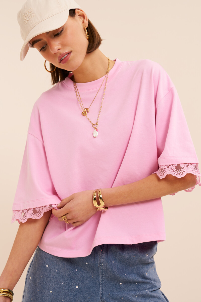 Pink boxy T-shirt with lace sleeves | My Jewellery