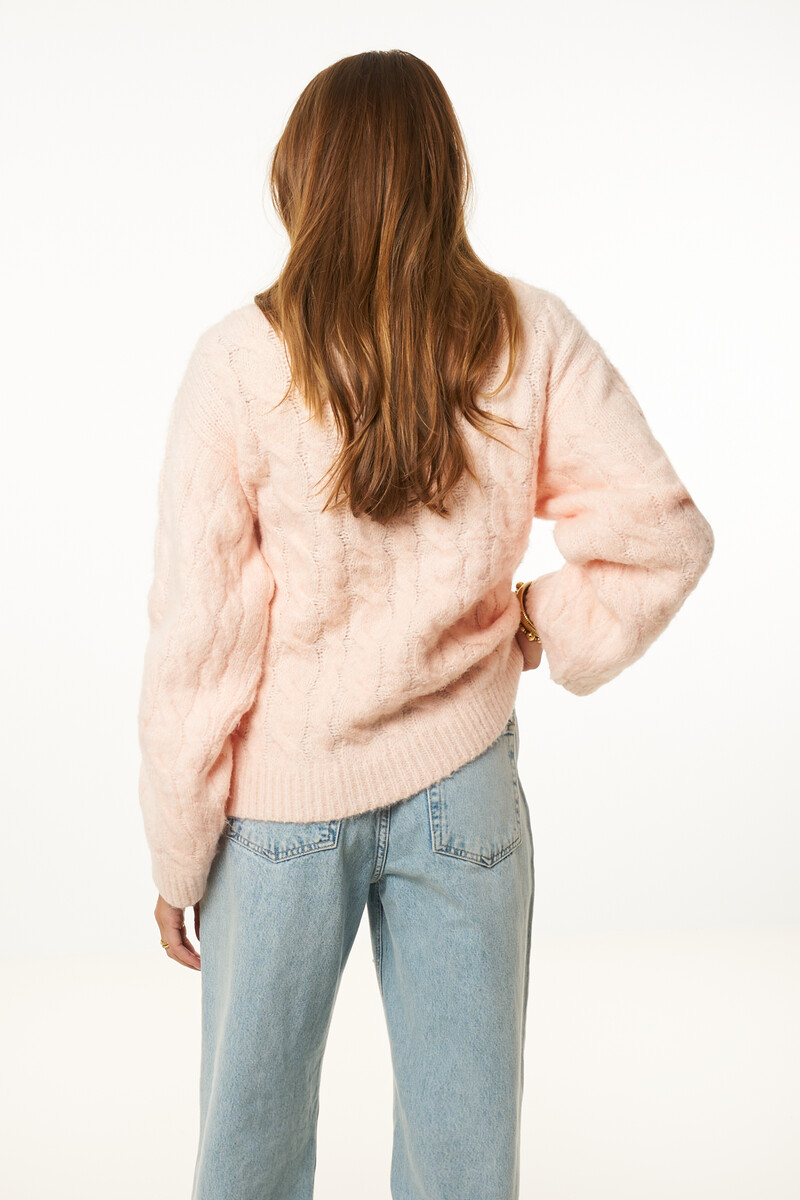 Pink oversized cable sweater | My Jewellery