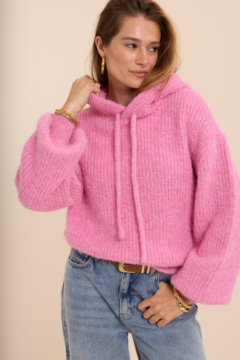 Pink oversized knitted sweater with hood | My Jewellery