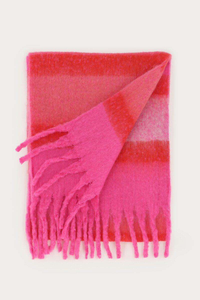 Pink scarf with stripes and fringe | My jewellery