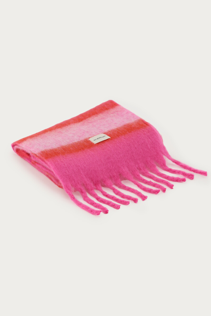 Pink scarf with stripes and fringe | My jewellery