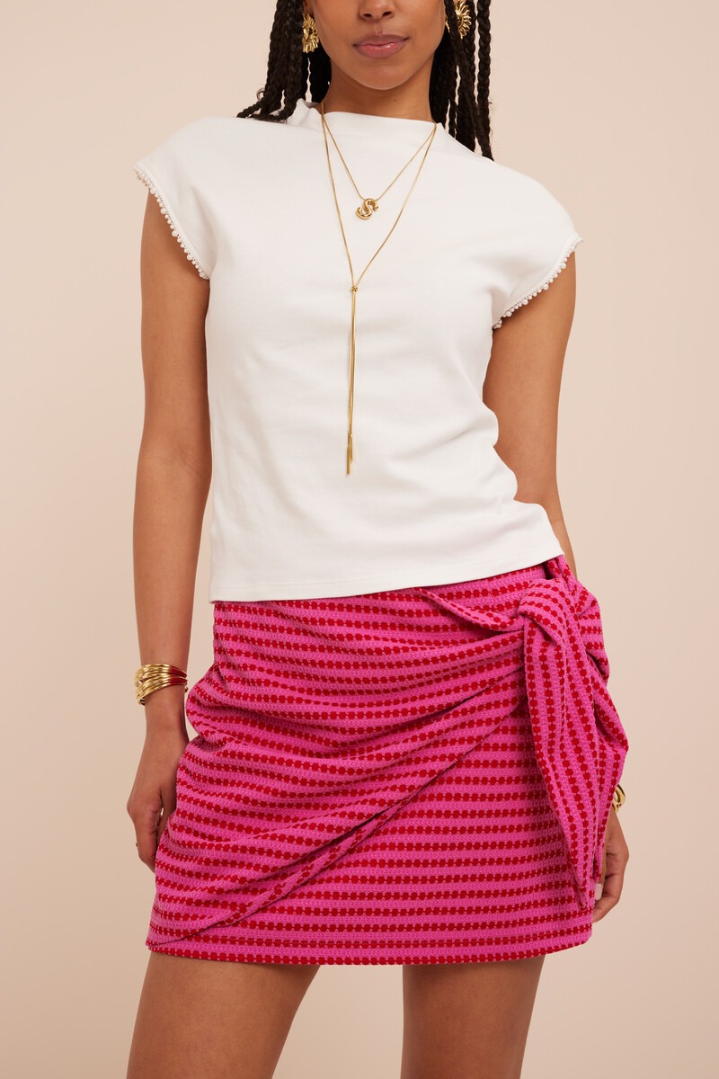 Pink short crochet skirt with bow detail | My Jewellery