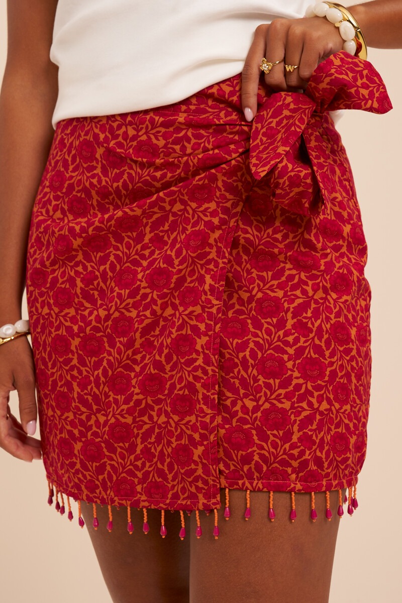 Pink skirt with floral print and beads | My Jewellery