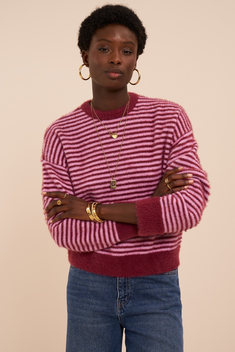Pink striped sweater with round neckline | My Jewellery