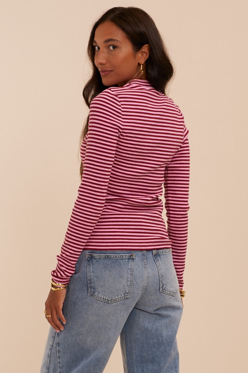 Pink striped top with rib and turtleneck | My Jewellery