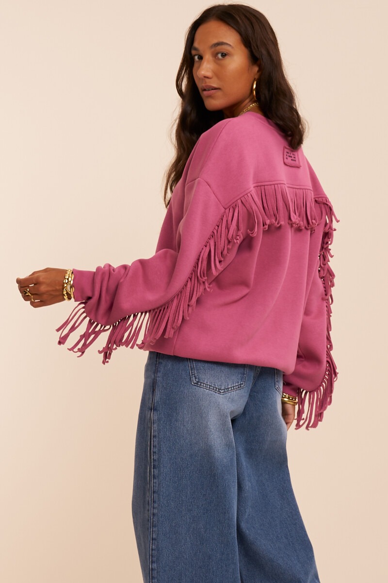 Pink sweater with fringes and label | My Jewellery