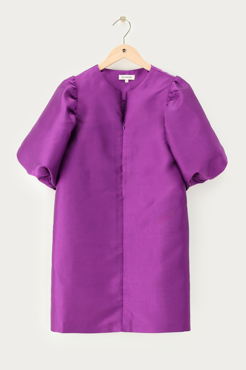 Purple dress with short puff sleeves | My Jewellery