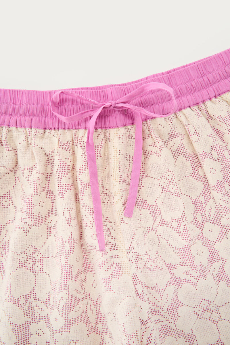 Pink lace shorts with floral pattern | My Jewellery