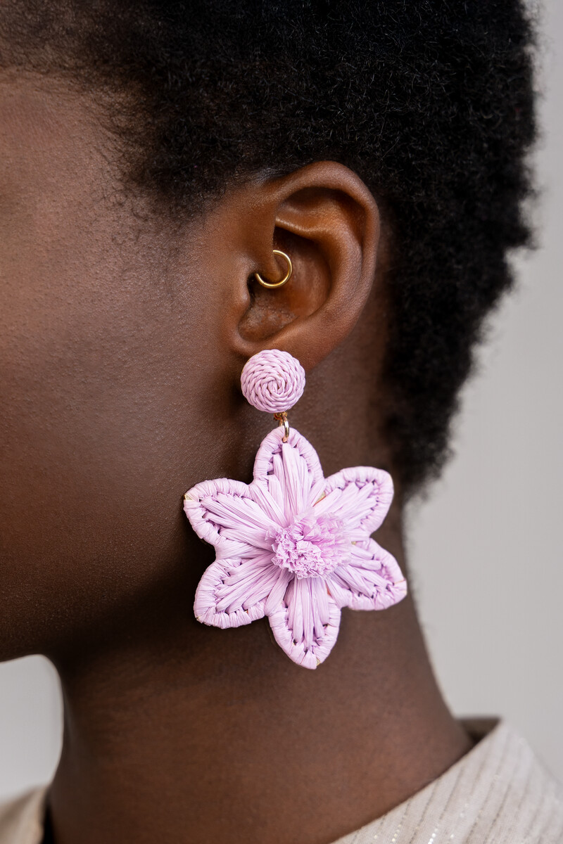 purple statement earrings with raffia flower