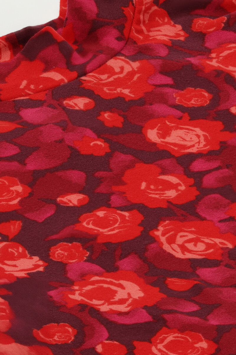 Purple turtleneck sweater with rose print | My Jewellery