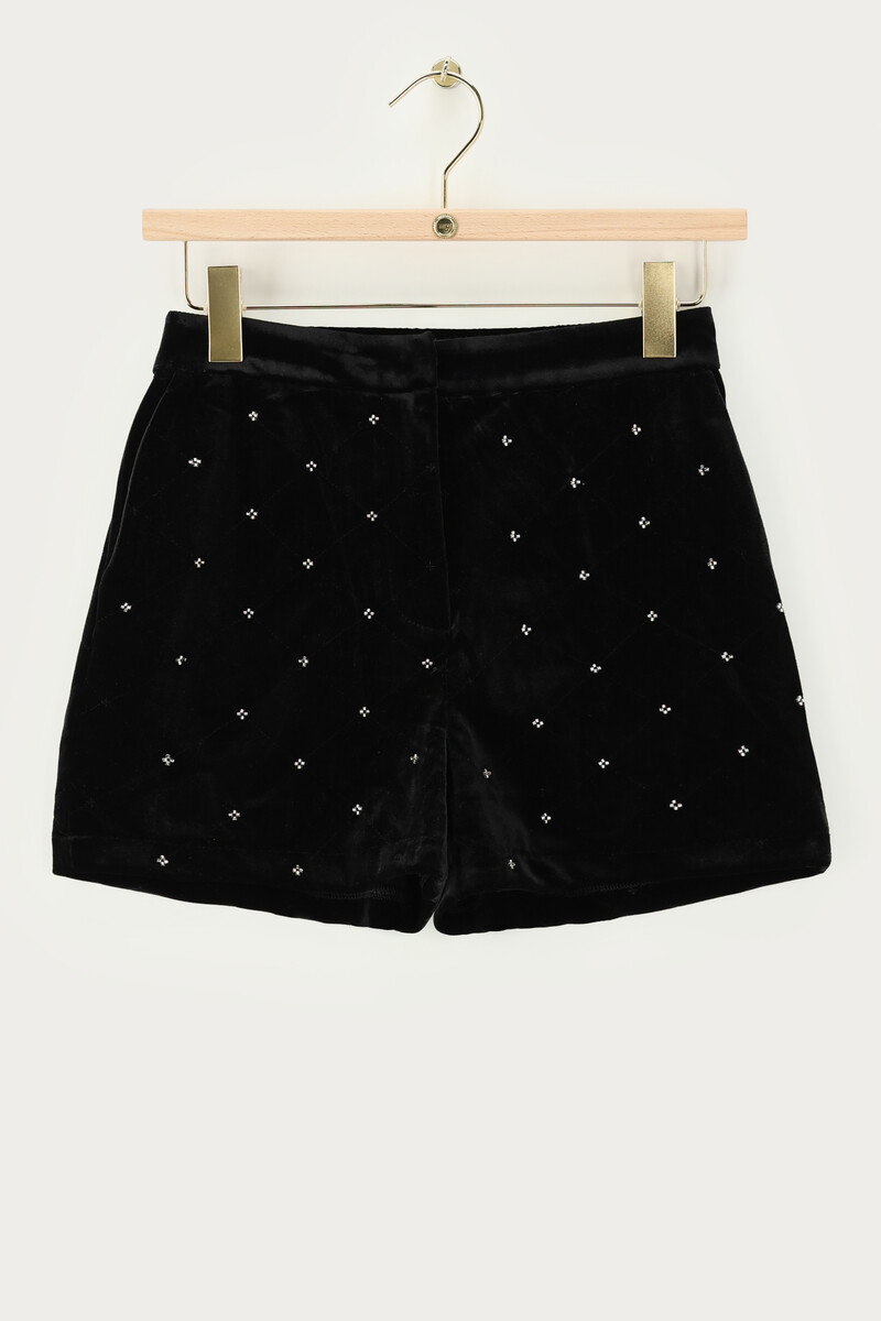 Re-celebrate black velvet shorts | My Jewellery