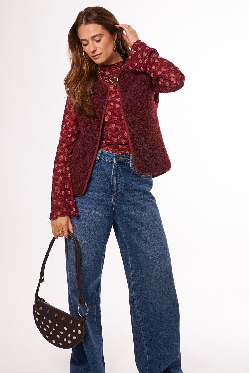 Red lace top with floral print | My Jewellery