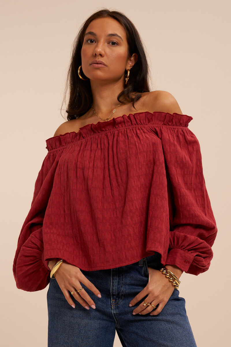 Red off-shoulder jacquard top | My Jewellery