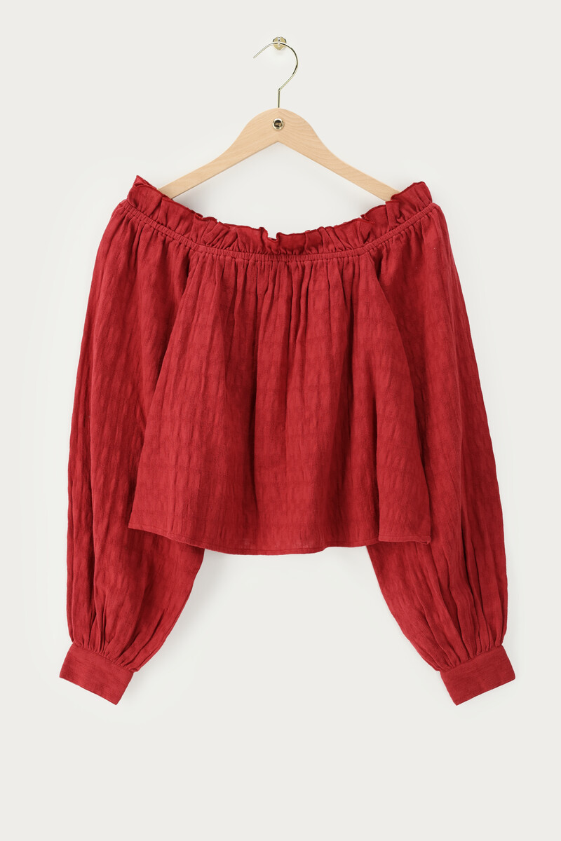 Red off-shoulder jacquard top | My Jewellery