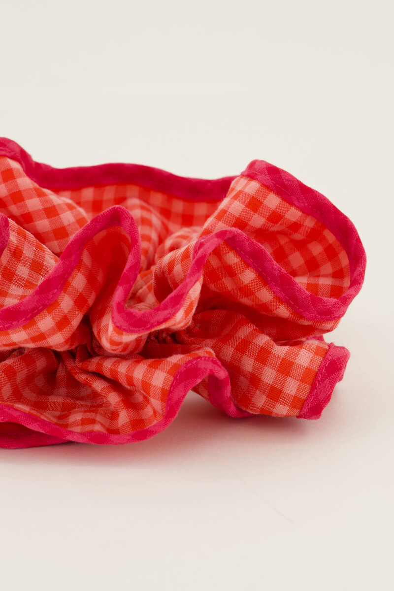 Pink scrunchie with plaid | My Jewellery