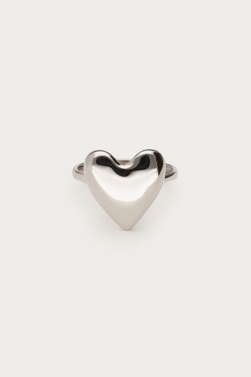 Ring heart shape
