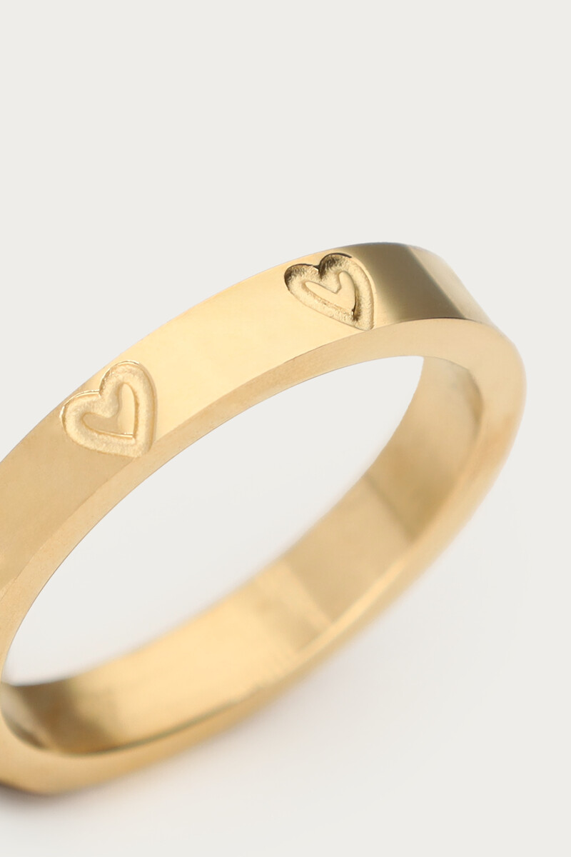 Ring with engraved hearts | My Jewellery