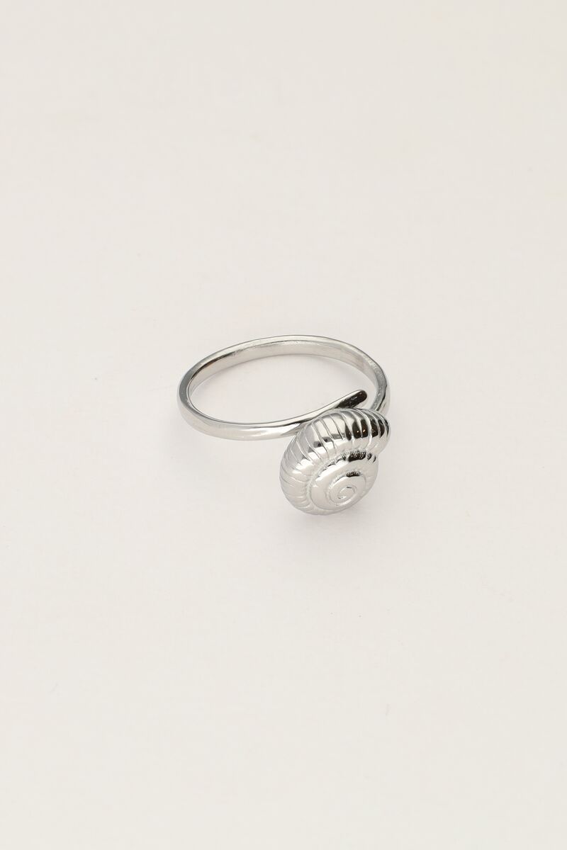 Ring with seashell  | My Jewellery