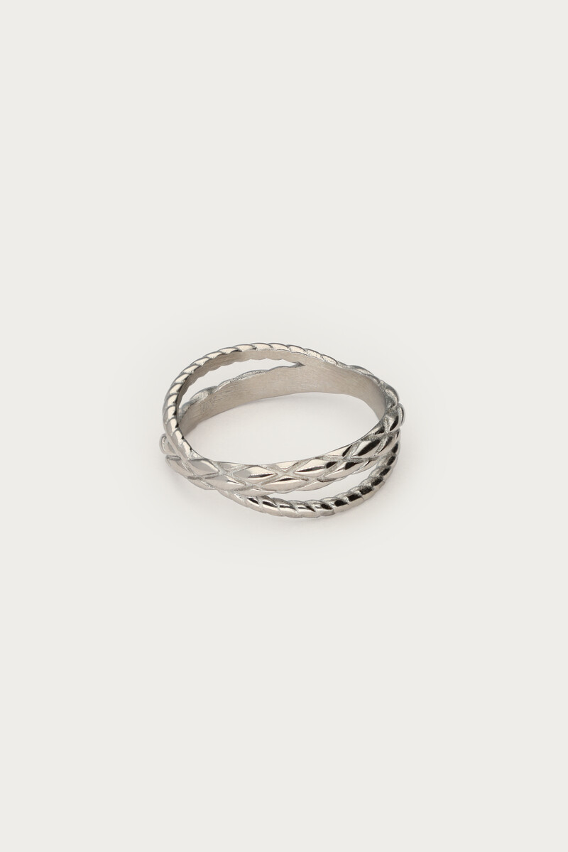 Ring with twisted pattern | My Jewellery