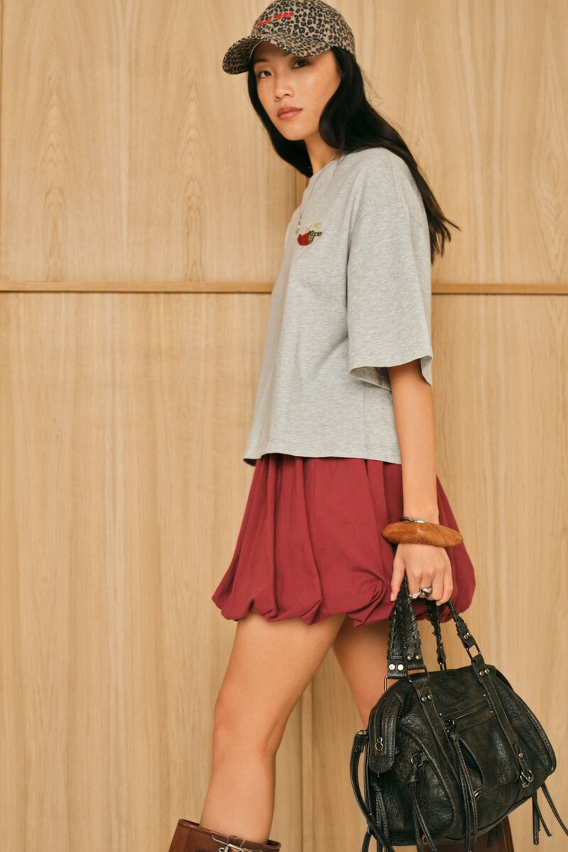 Grey T-shirt with red pepper ''Amour'' | My Jewellery