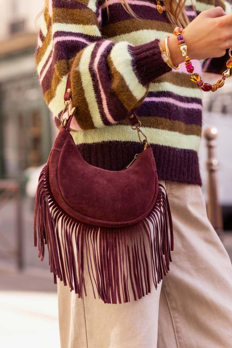 Dark red suede shoulder bag with fringes | My Jewellery