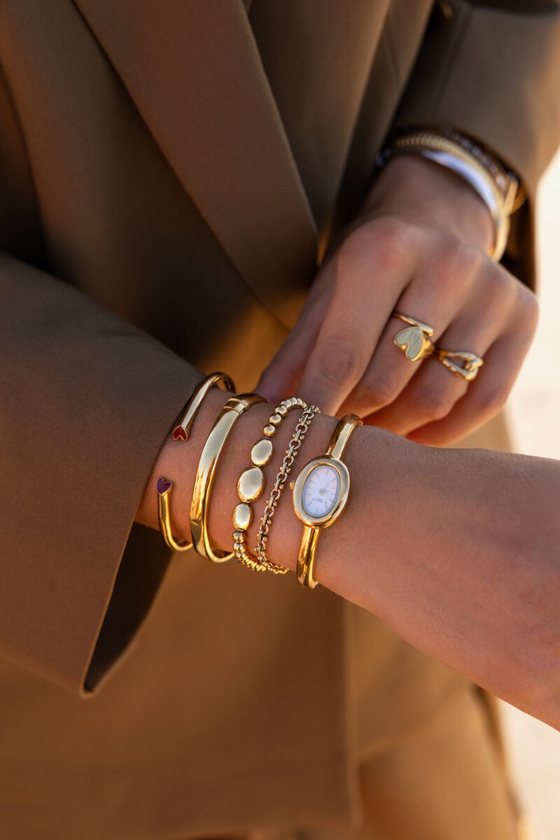 Open bracelet with red hearts | My Jewellery
