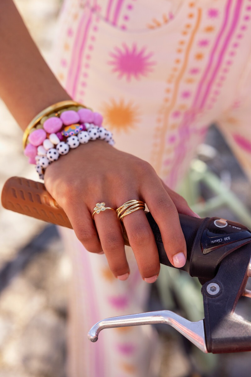 Tropical ring met gekruiste draden