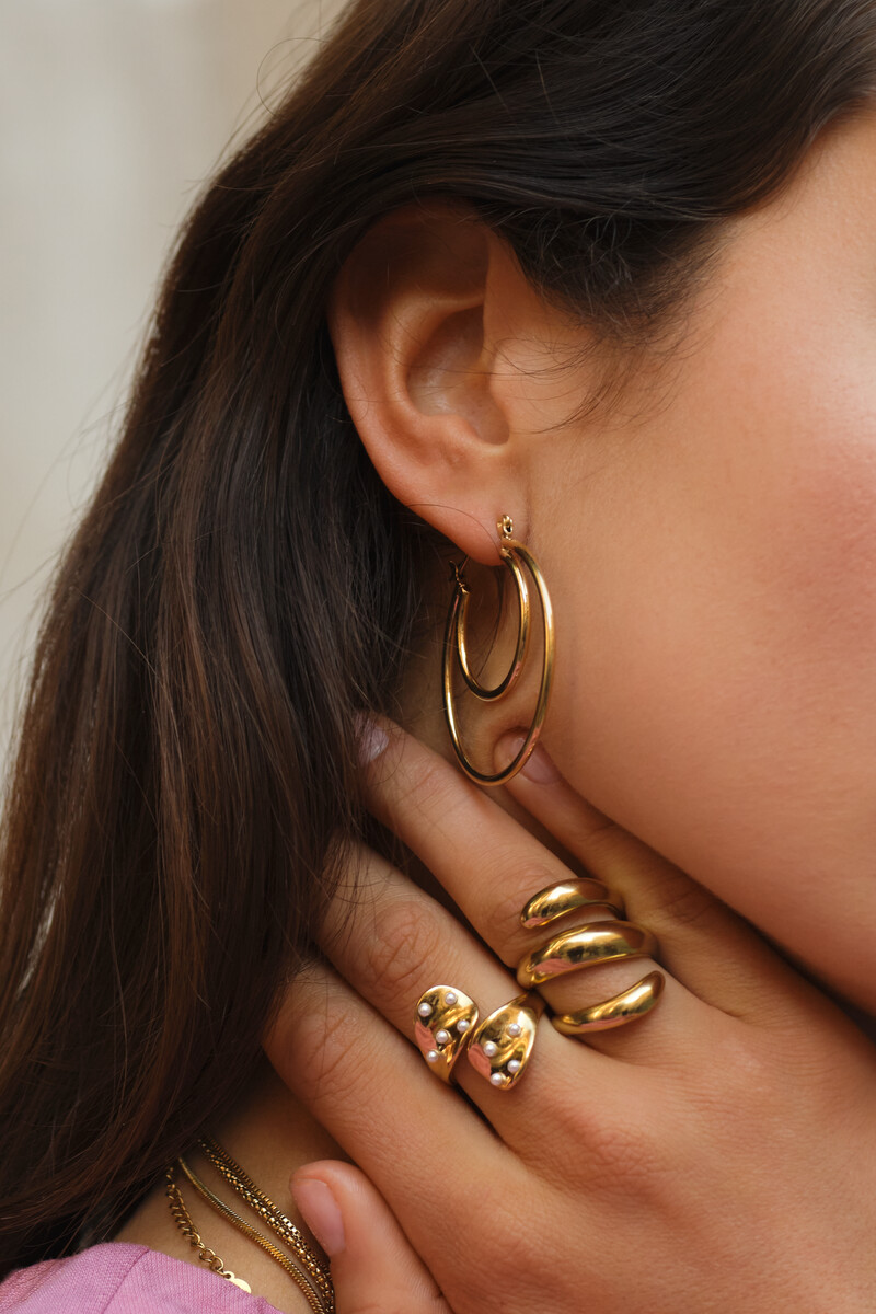 Bold statement ring spiraal