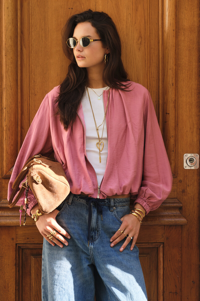 Pink top in balloon look with zip