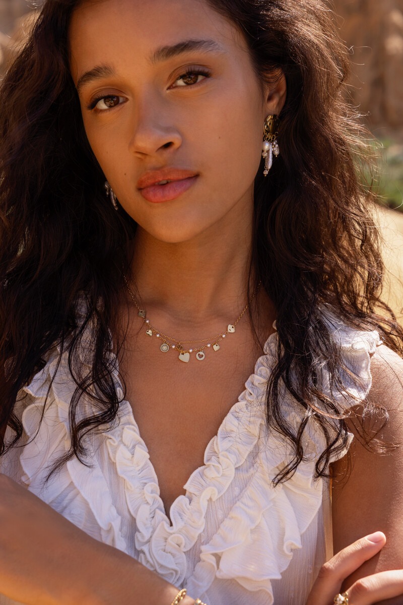 Ketting met hartjes en imitatieparels "Dream Chaser"